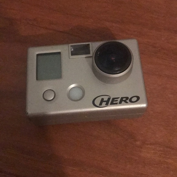 GoPro - Picture 3 of 3